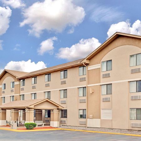 Super 8 By Wyndham Mokena/Frankfort /I-80 Bagian luar foto